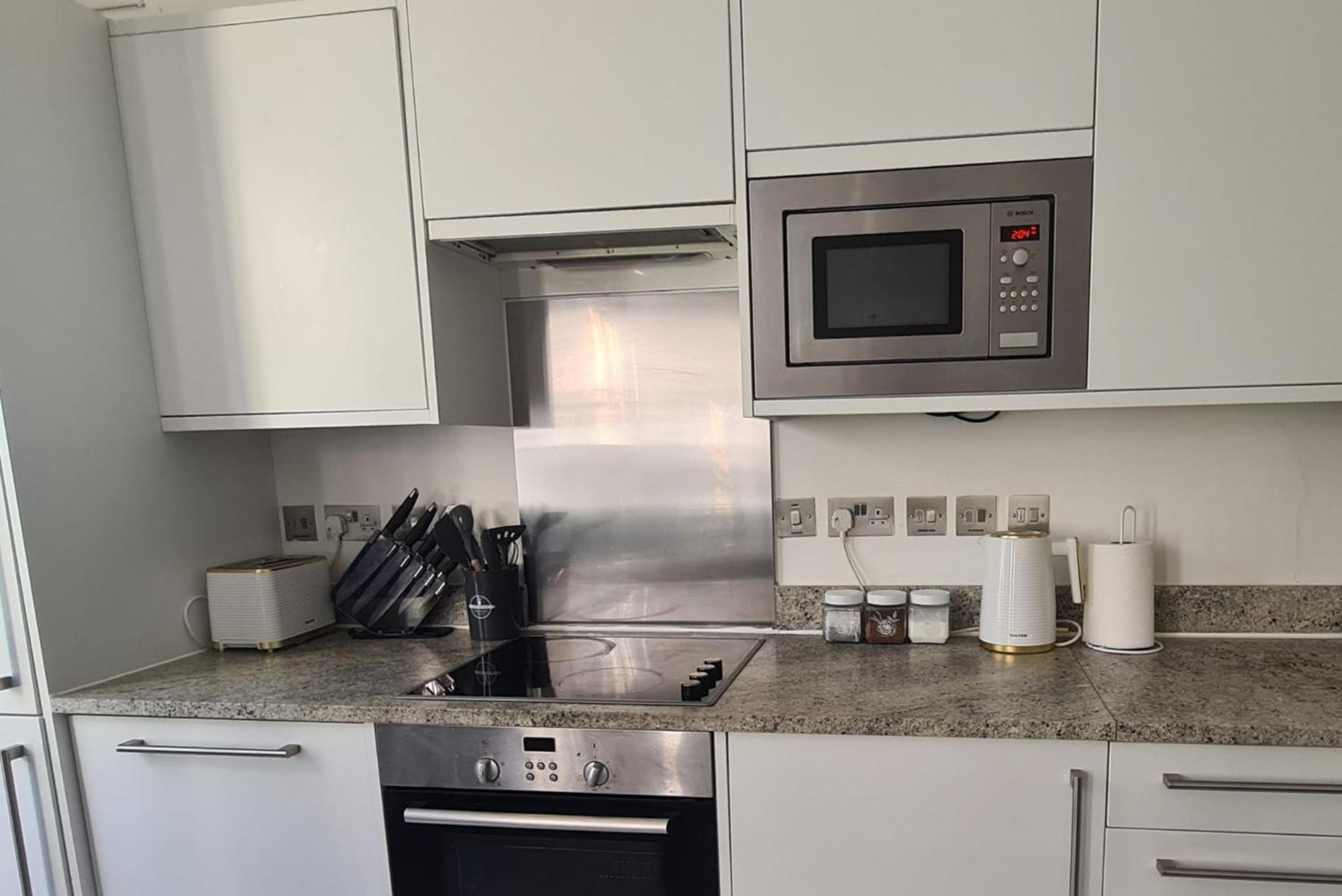 3 Bedroom Flat Apartment Cambridge (Cambridgeshire)
